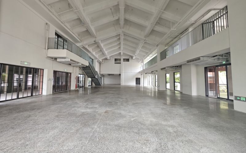 红砖秀场＋玻璃中心